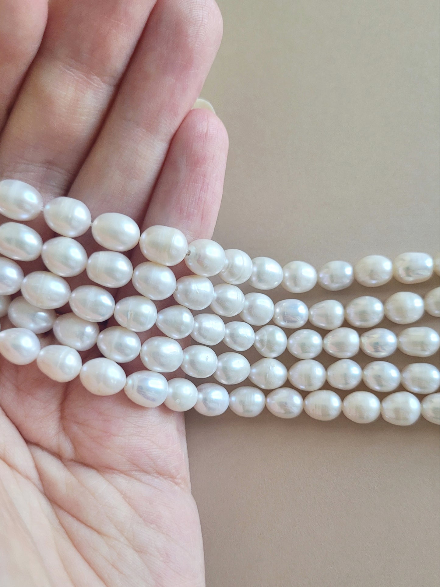 Makeanvedenhelmet korujen tekoon