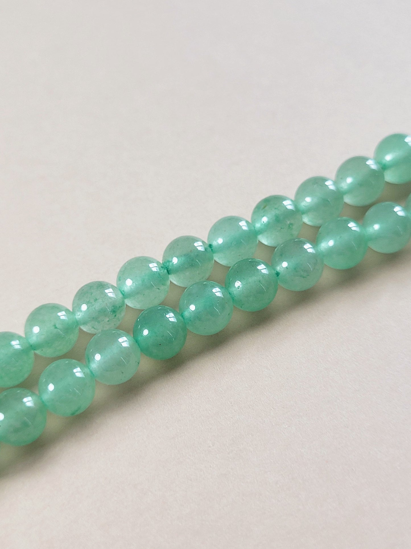 Vihreät aventuriini kivihelmet